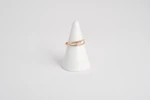Anello Abbraccio in oro giallo 18kt con zaffiro rosa taglio marquise e doppio giro d'oro, Monica Candido Gioielli Milano miniatura 1