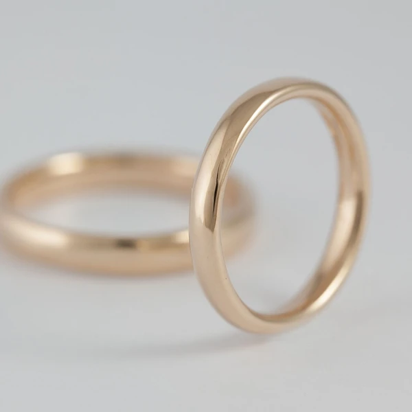 Fedi nuziali comode comfort fit artigianali in oro 18kt, Monica Candido Gioielli Milano