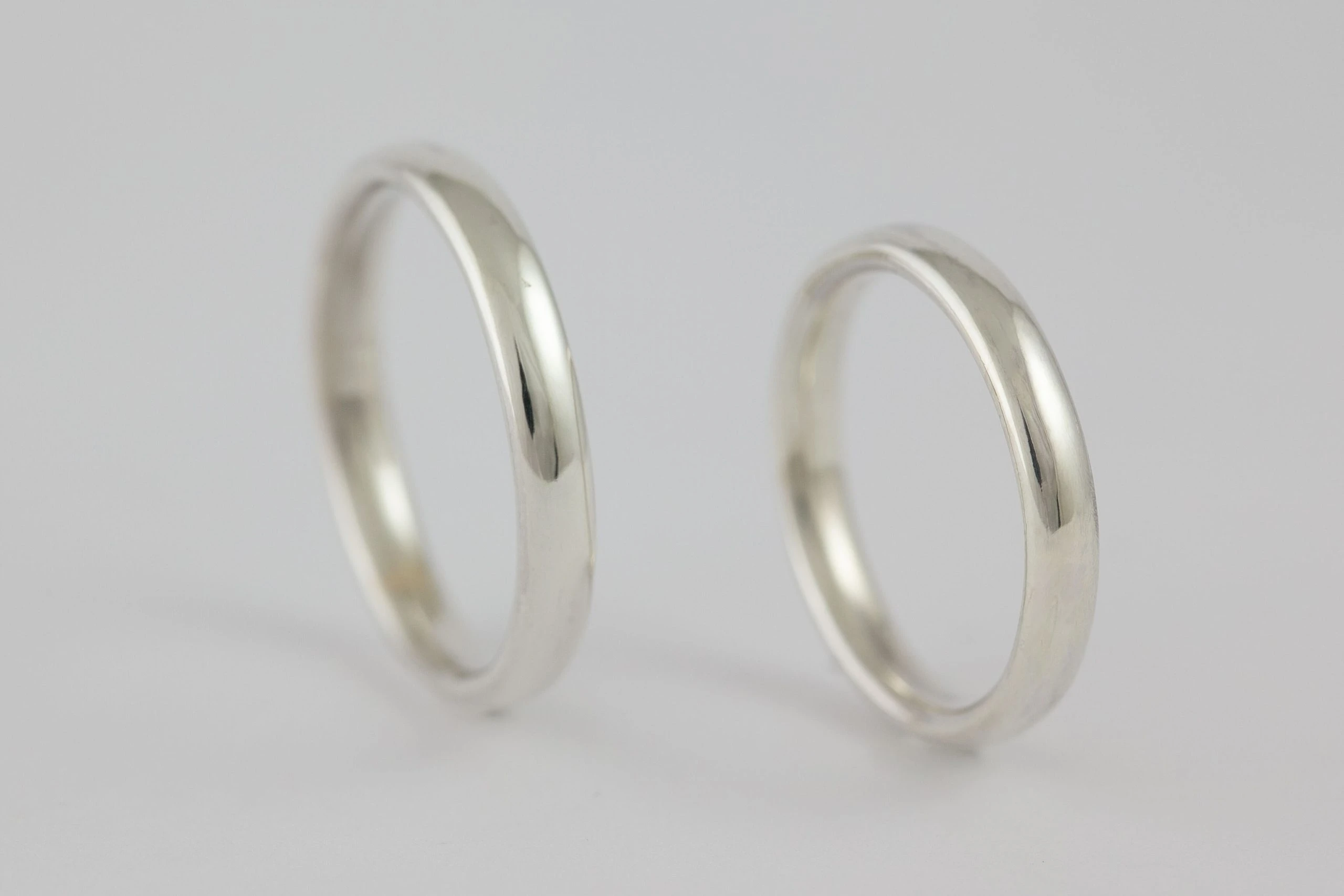 Fedi nuziali comode comfort fit artigianali in oro 18kt, Monica Candido Gioielli Milano - 9