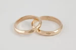 Fedi nuziali sfaccettate artigianali in oro 18kt con superficie multisfaccettata, Monica Candido Gioielli Milano miniatura 7